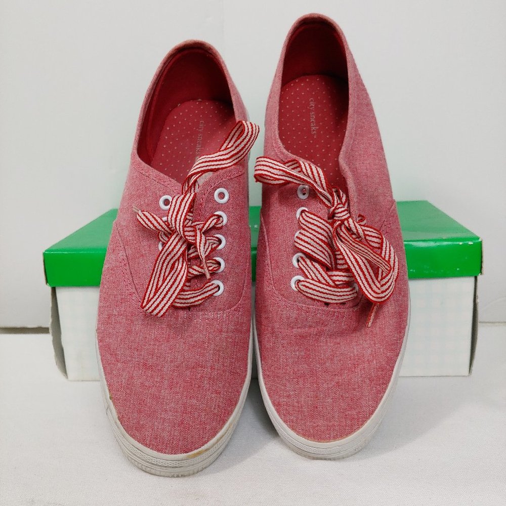 City Sneaks Light Red Women’s Canvas Sneakers